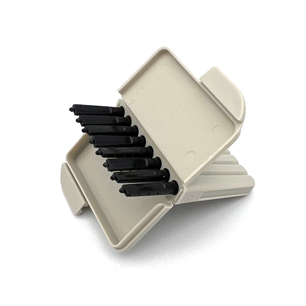 Geöffnete Packung mit 8 Cerumen-Filtern von Wax Guard